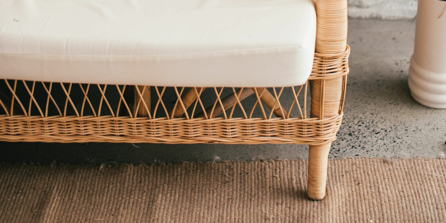 How to identify vintage wicker furniture Do U Have